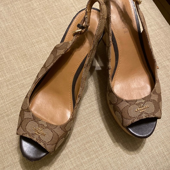 Coach Ferry Wedge - Picture 1 of 7